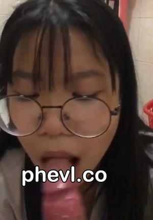 Loạn Luân Bé Gái Học Sinh Lớp 7 Bú Cặc Anh Trai Ruột Sex Rphang
