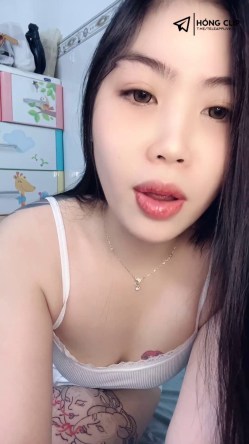 SexLive Phương Baby khóa room để lột đồ nét căng